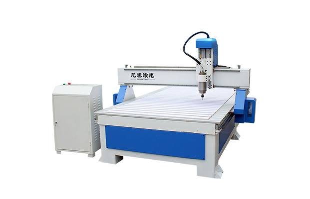 1325 WOODWORKNGENGRAVING MACHINE